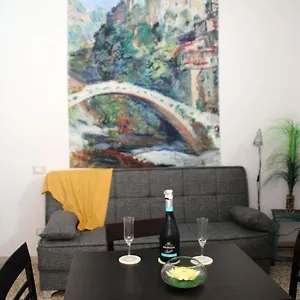 Casetta Monet - Nel Cuore Della Pedonale Appartamento